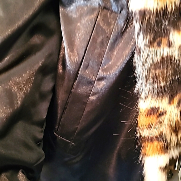 Reversible Plus Size Coat - Picture 9 of 10